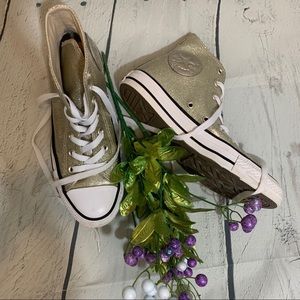 Converse Gold High Top Sneakers Size 7